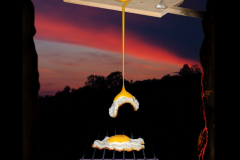 Paranoides Ei, 2011, surreale Fotomontage 40 cm x 30 cm, Wolfram-Keller